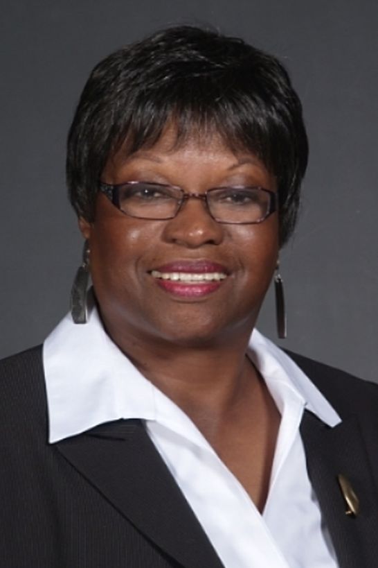 Natalie Mendes, Real Estate Agent West Hartford, CT Coldwell Banker