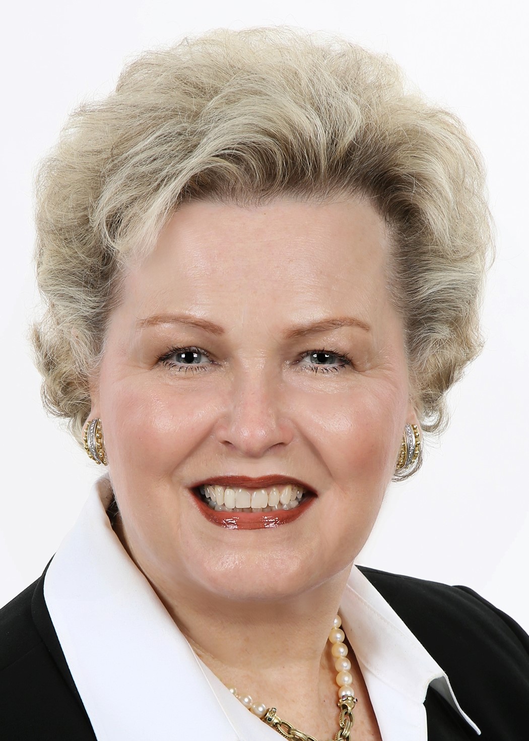 Karen Parrella, Real Estate Agent Westport, CT Coldwell Banker