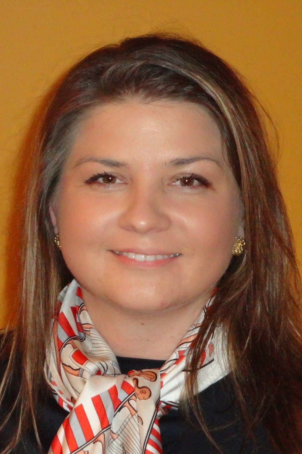 Iwona Lacic, Real Estate Agent Suffield, CT Coldwell Banker Realty