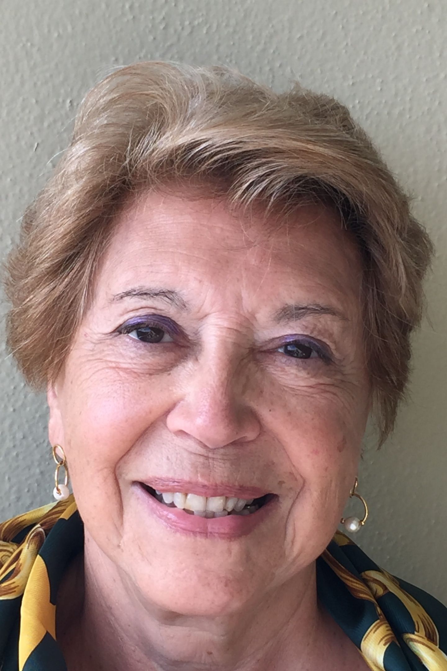 Caron, Real Estate Agent Trumbull, CT Coldwell Banker Realty