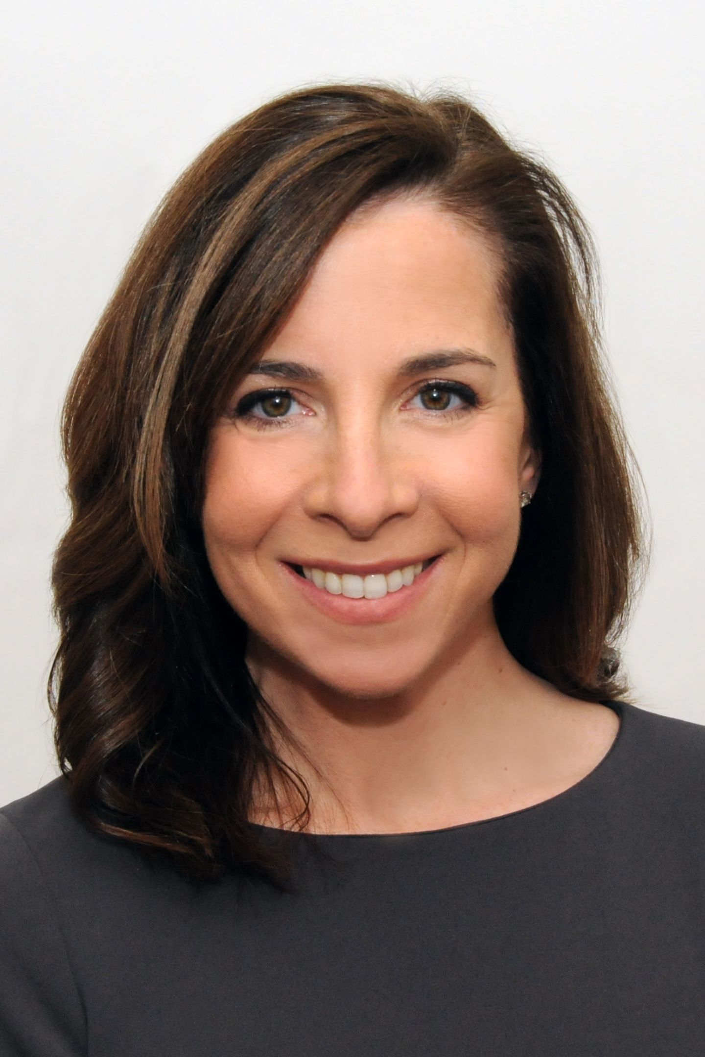 Tara Iacucci, Real Estate Agent Huntington, NY Coldwell Banker Realty