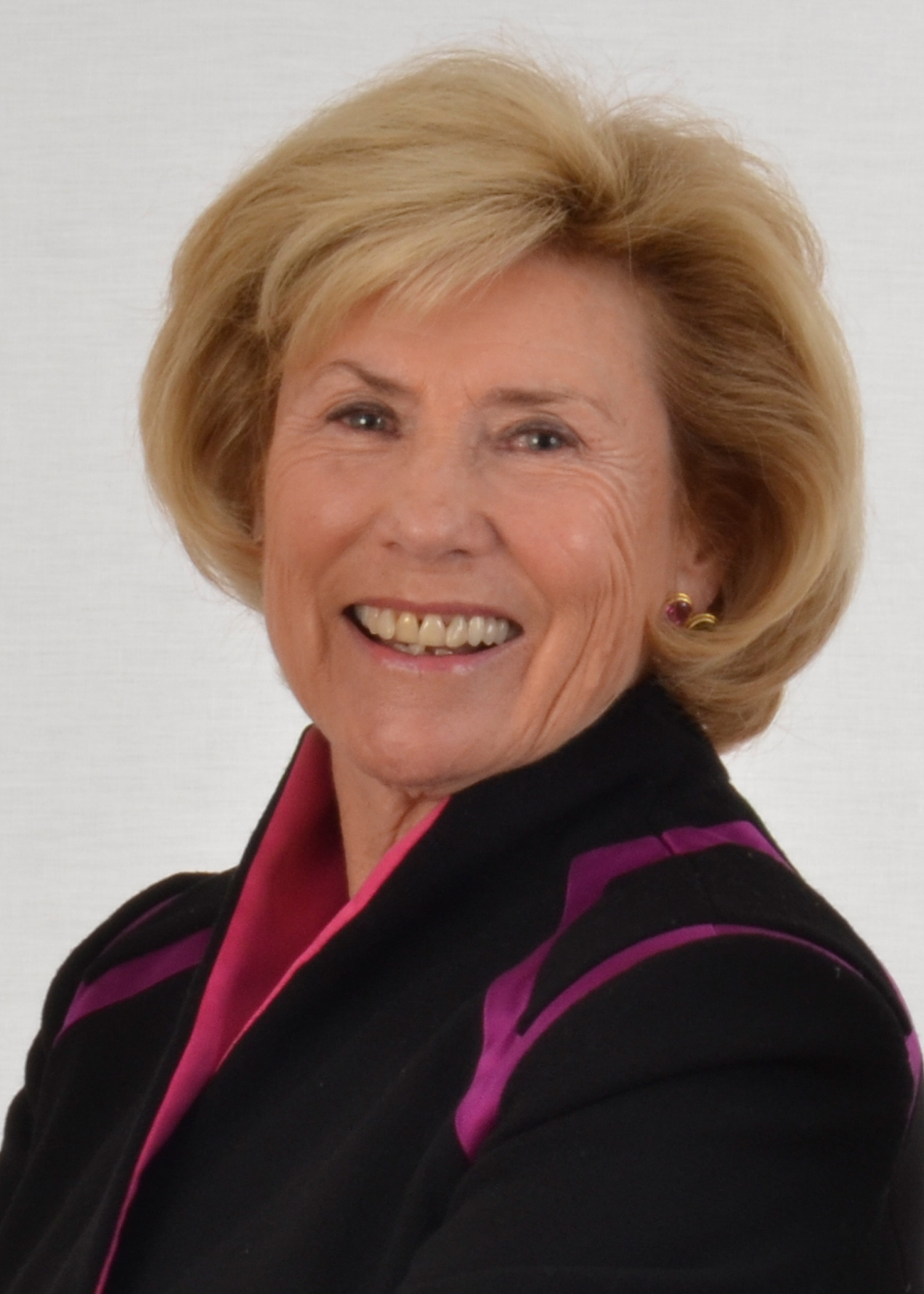 Renee Gallagher, Real Estate Agent Greenwich, CT Coldwell Banker