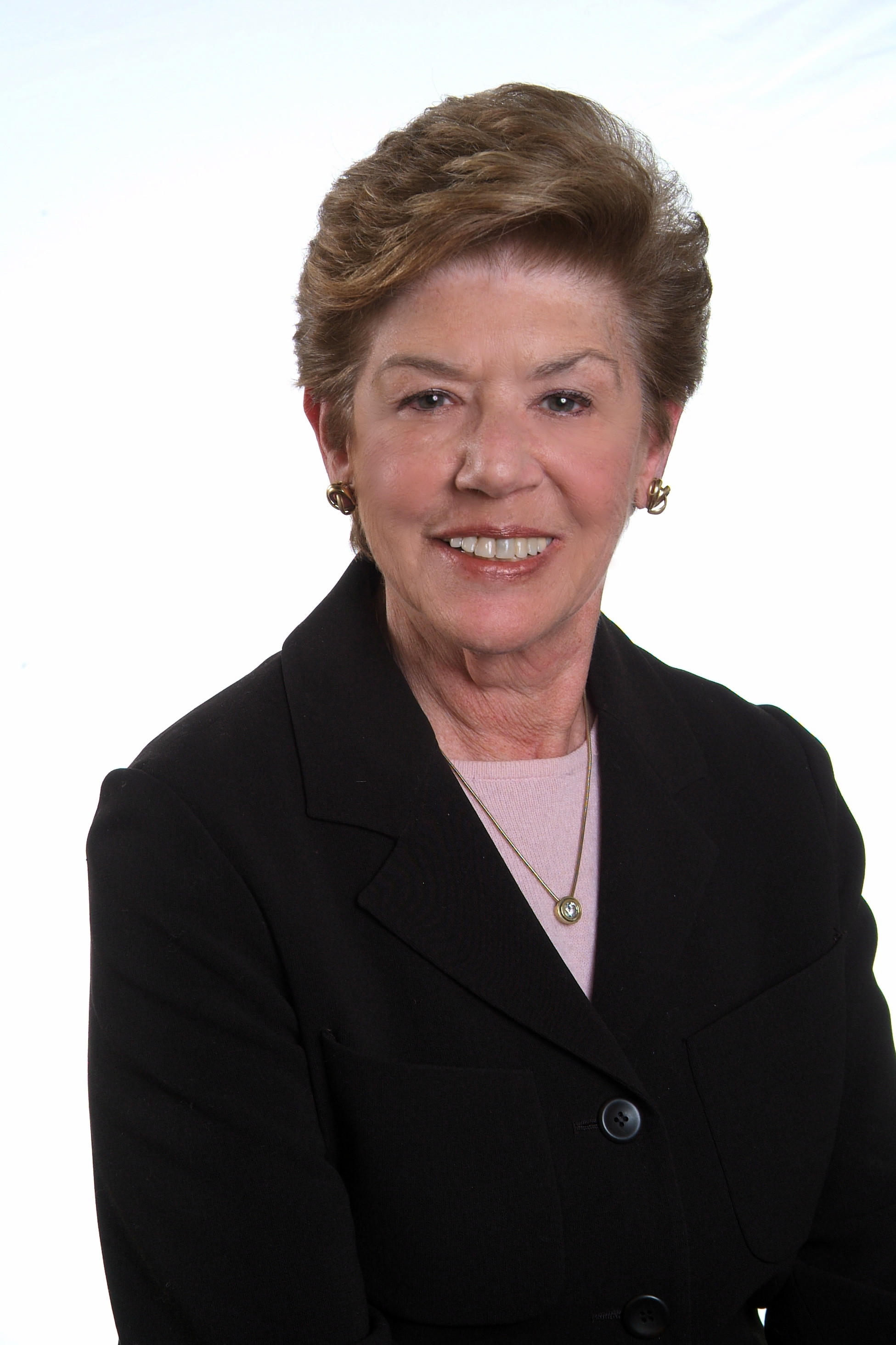 Phyllis Menell, Real Estate Agent Scarsdale, NY Coldwell Banker