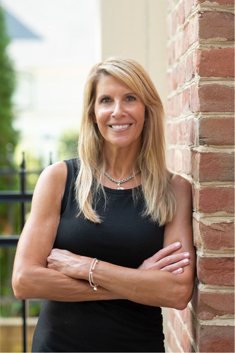 Nadia Knoll, Real Estate Agent Dublin Coldwell Banker Realty