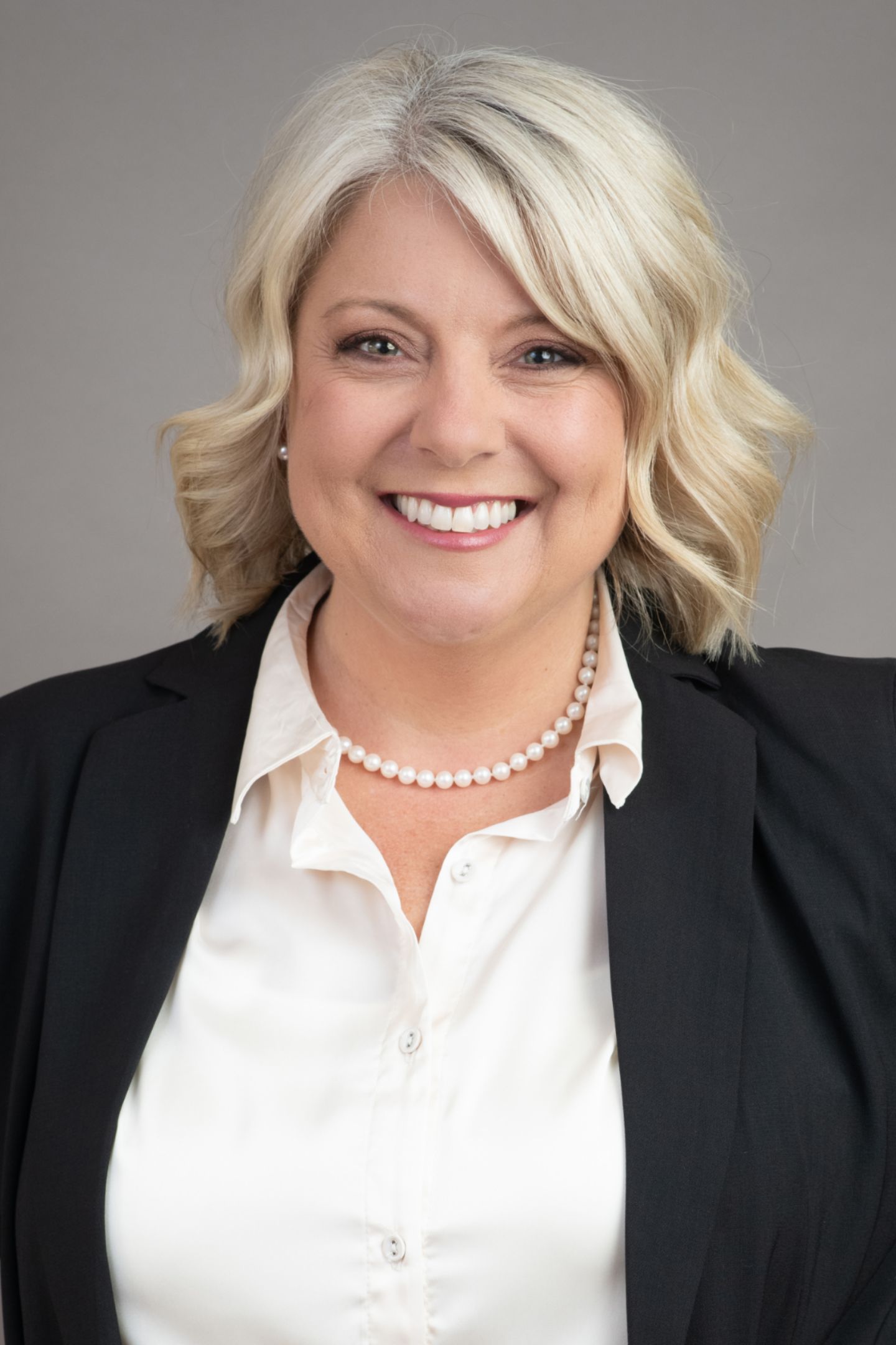 Christi Brown, Real Estate Agent Cincinnati, OH Coldwell Banker Realty