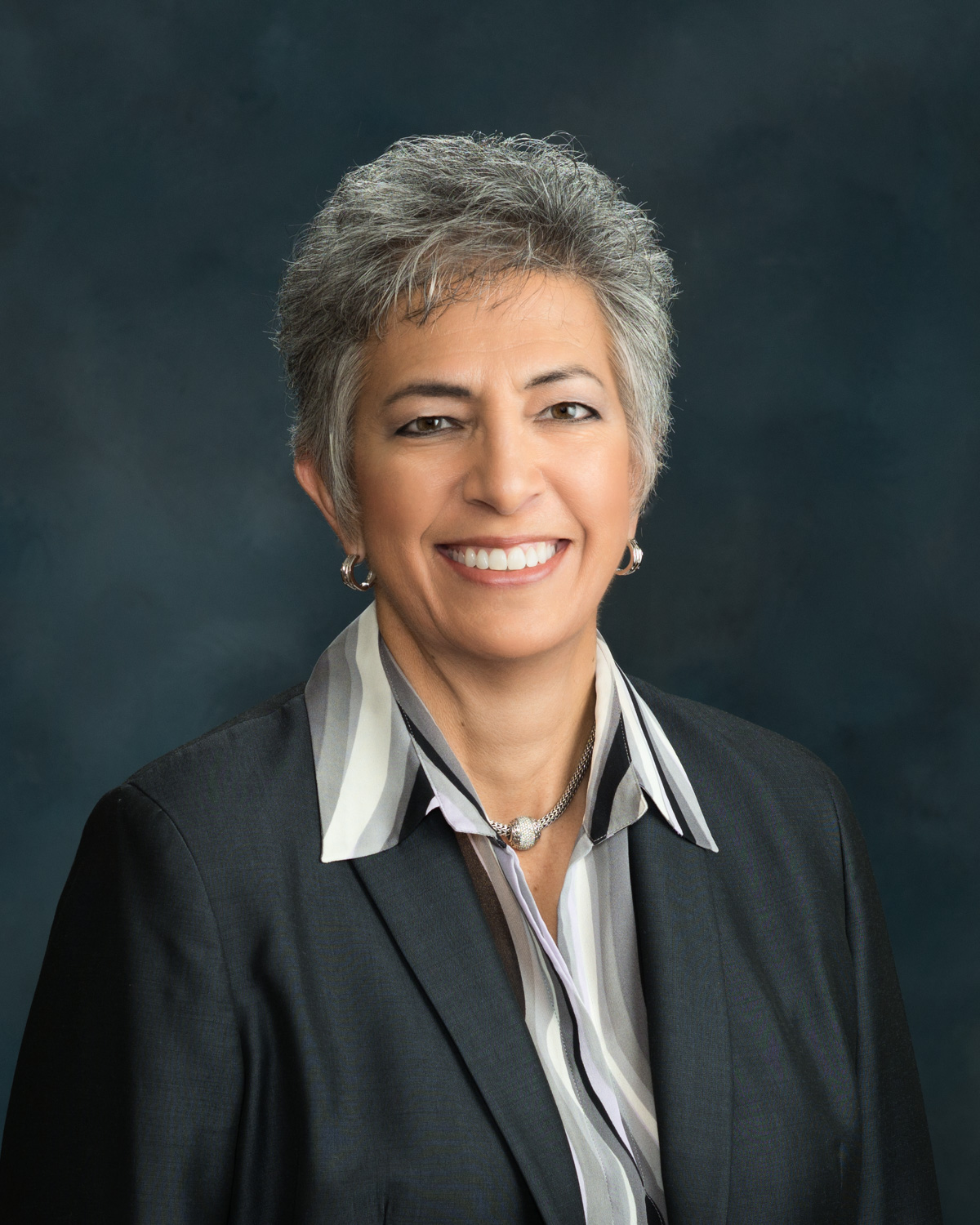 Leigh Alexander, Real Estate Agent Scottsdale, AZ Coldwell Banker