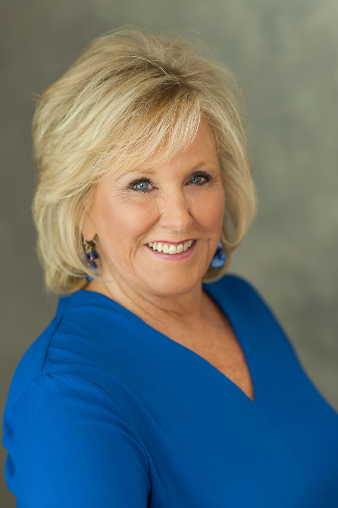 Pam Hillabolt, Real Estate Agent Chandler, AZ Coldwell Banker Realty