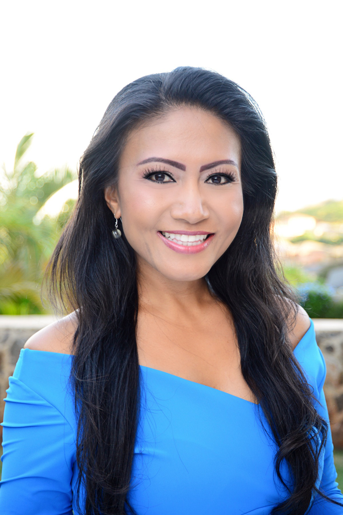 Dee Dee MelchorPaguyo, Real Estate Agent Waikele Coldwell Banker