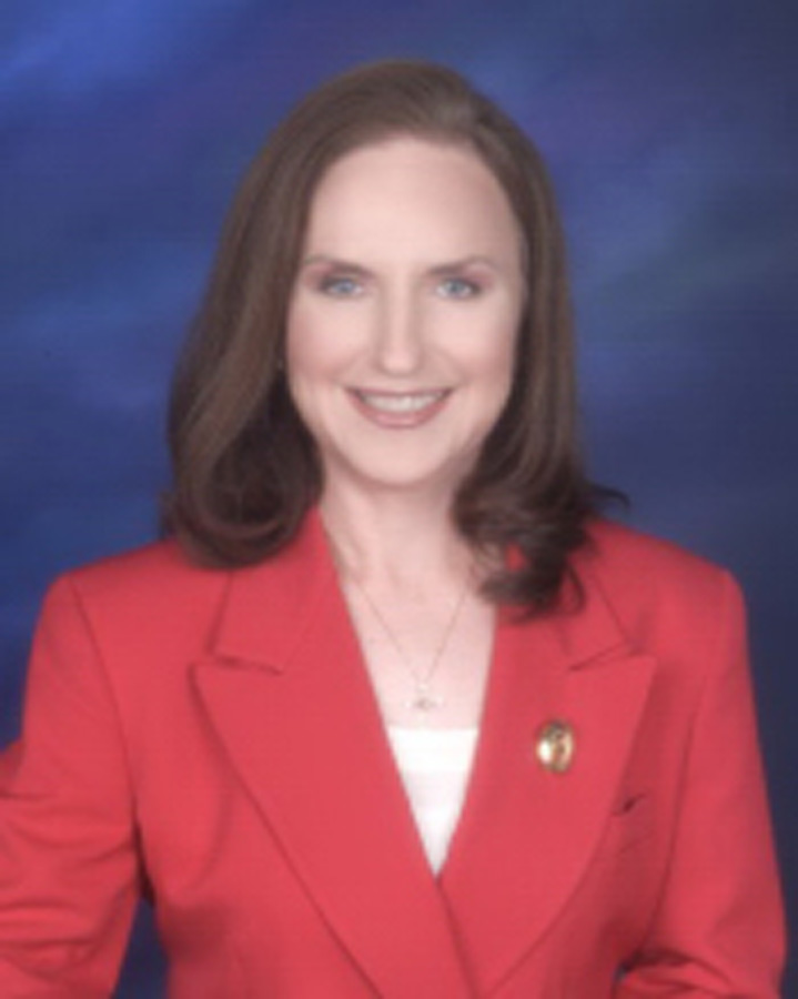 Mary Smart, Real Estate Agent Waipahu, HI Coldwell Banker Realty