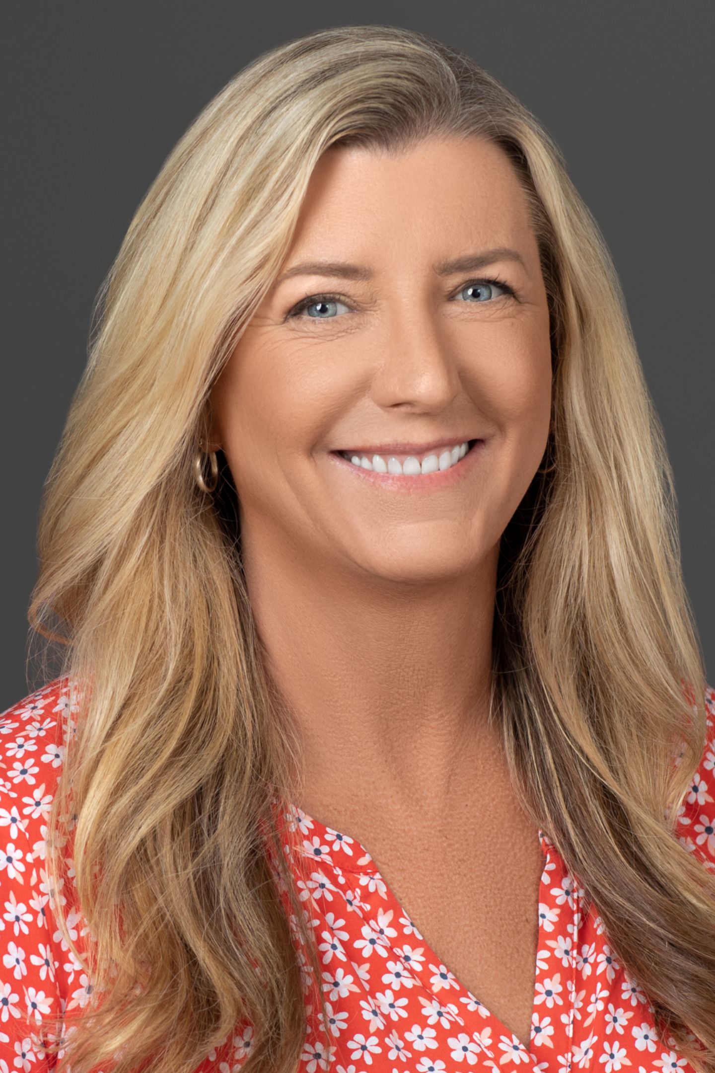 Lisa Fuller Real Estate Agent Kailua Hi Coldwell Banker Residential Brokerage