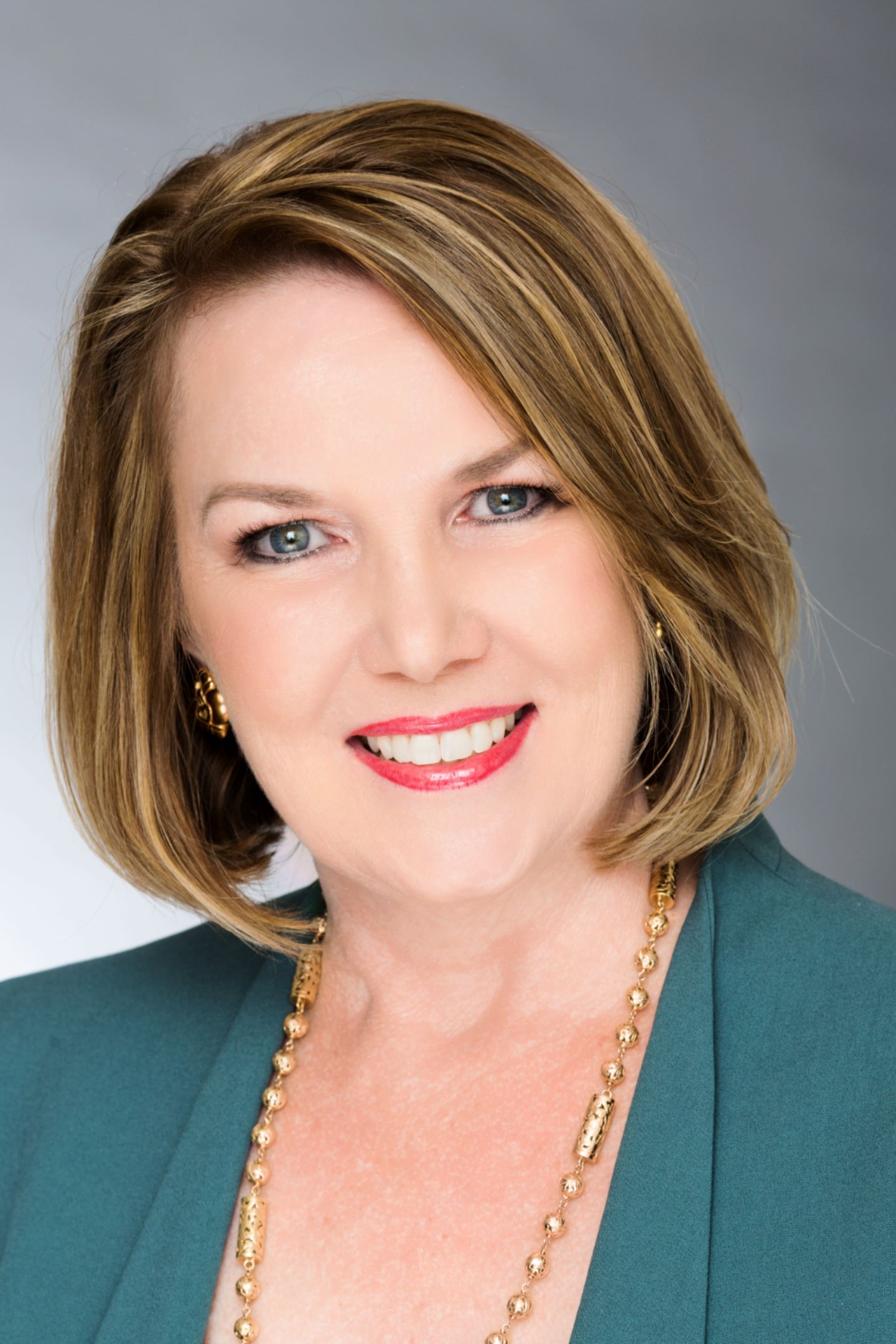 Donna J. Fujie, Real Estate Agent Honolulu, HI Coldwell Banker Realty