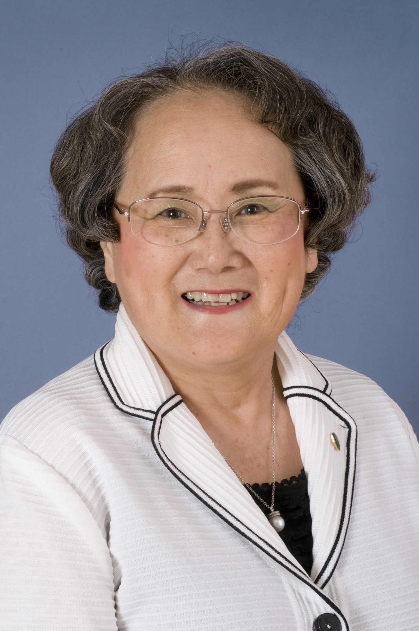 Ruth H. Kam, Real Estate Agent Waipahu, HI Coldwell Banker Realty