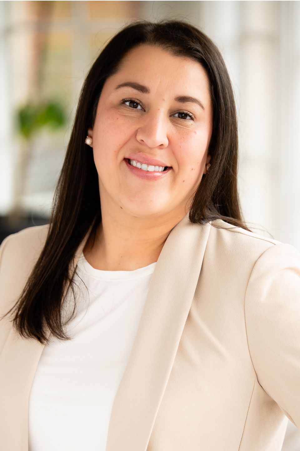 Nora Gonzalez, Real Estate Agent Charlotte, NC Coldwell Banker Realty