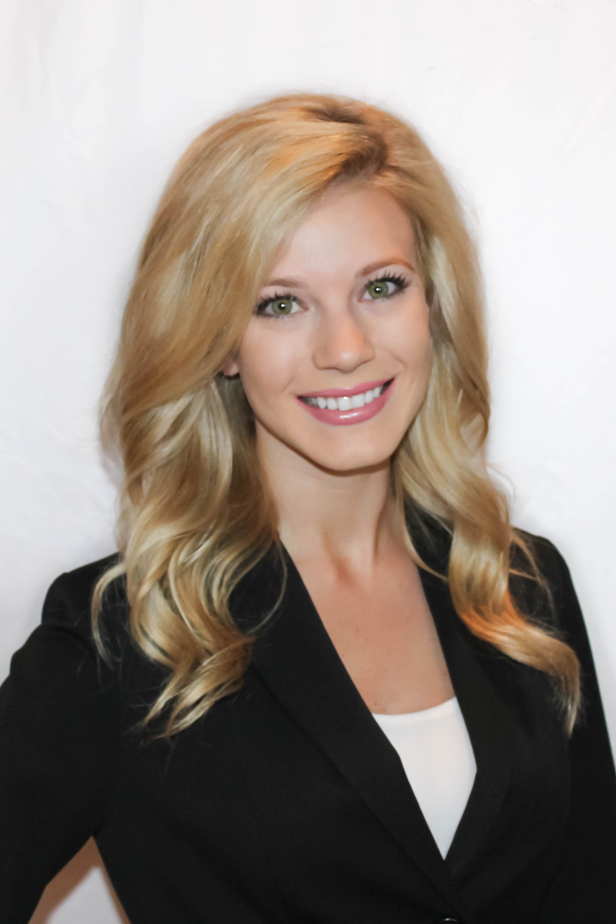 Fallon Taylor, Real Estate Agent Baytown, TX Coldwell Banker