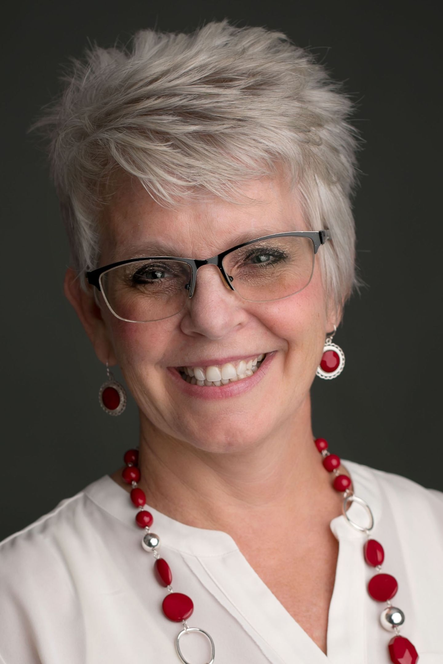 Katie Imlay, Real Estate Agent Newark, OH Coldwell Banker Realty