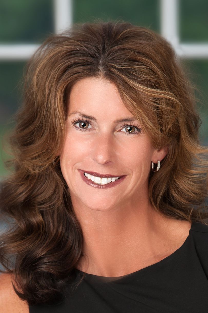 Sarah Berlin Moore, Real Estate Agent Upper Arlington, OH Coldwell