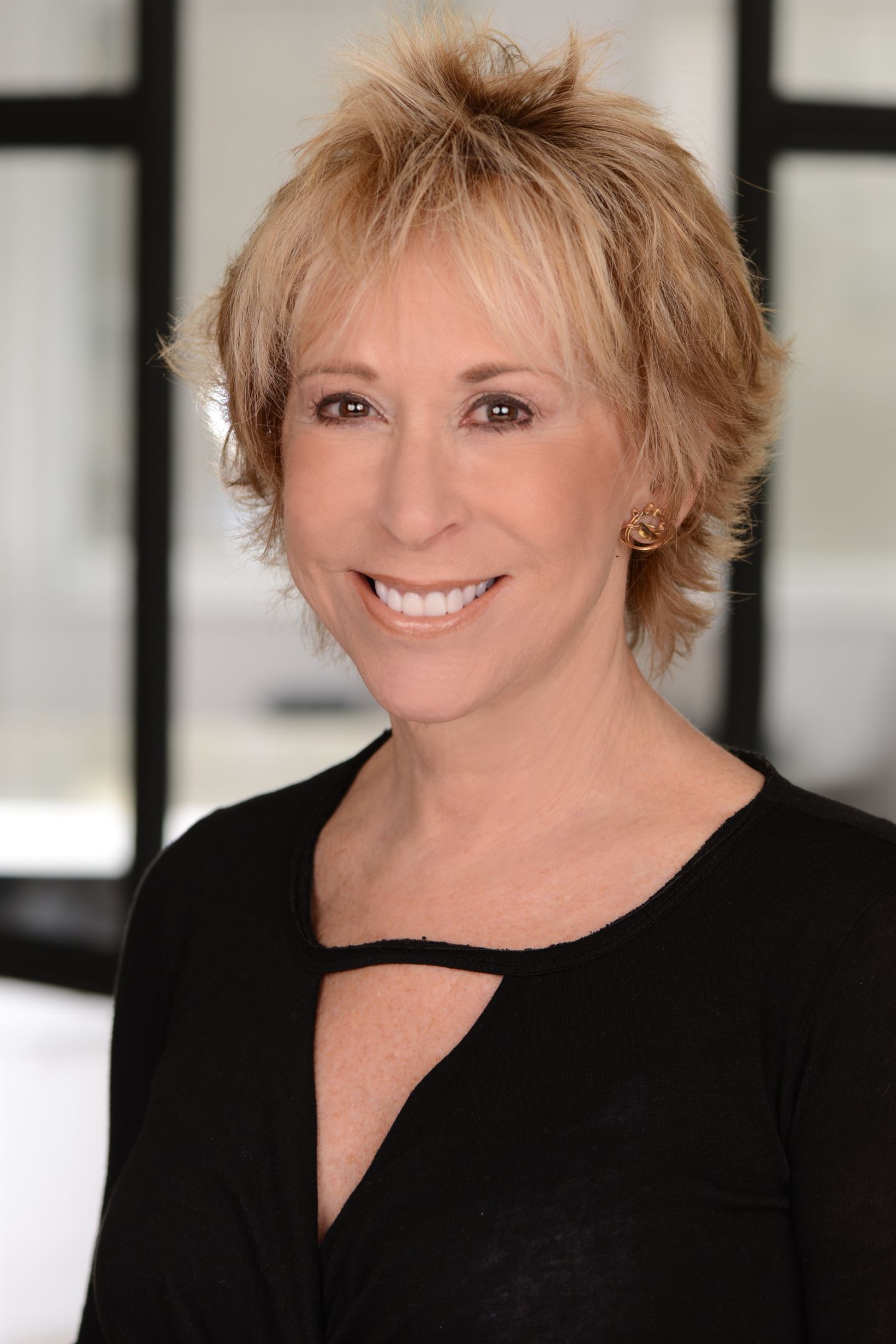 Dorothy Schrager, Real Estate Agent New York, NY Coldwell Banker