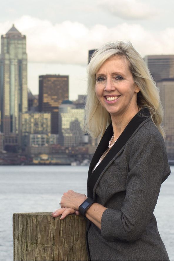 Christine Zahn, Real Estate Agent WA Coldwell Banker Bain