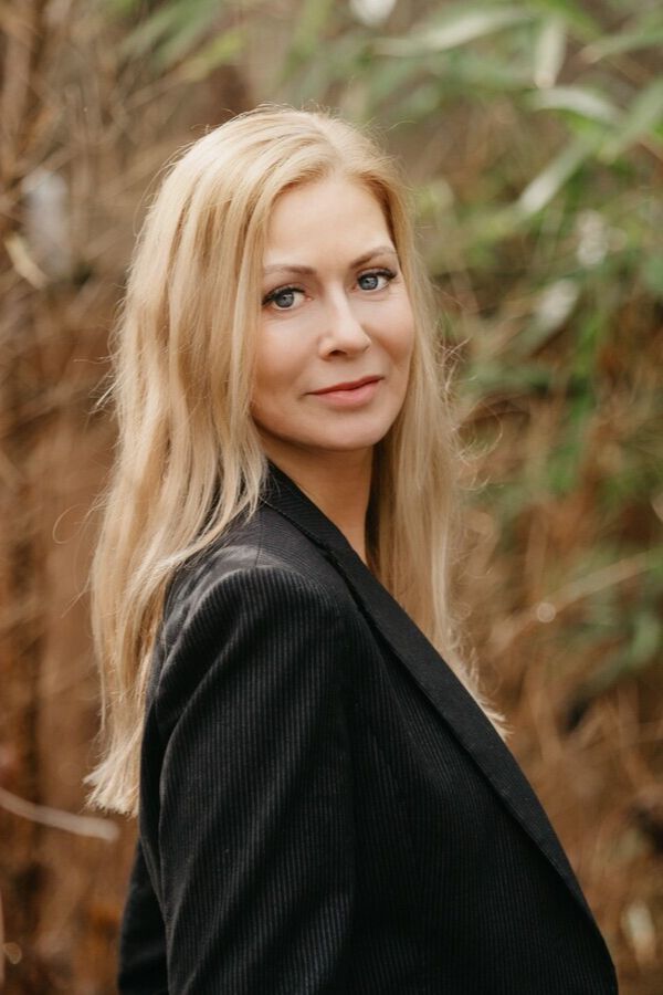 Wendy Place, Real Estate Agent Kirkland, WA Coldwell Banker Bain