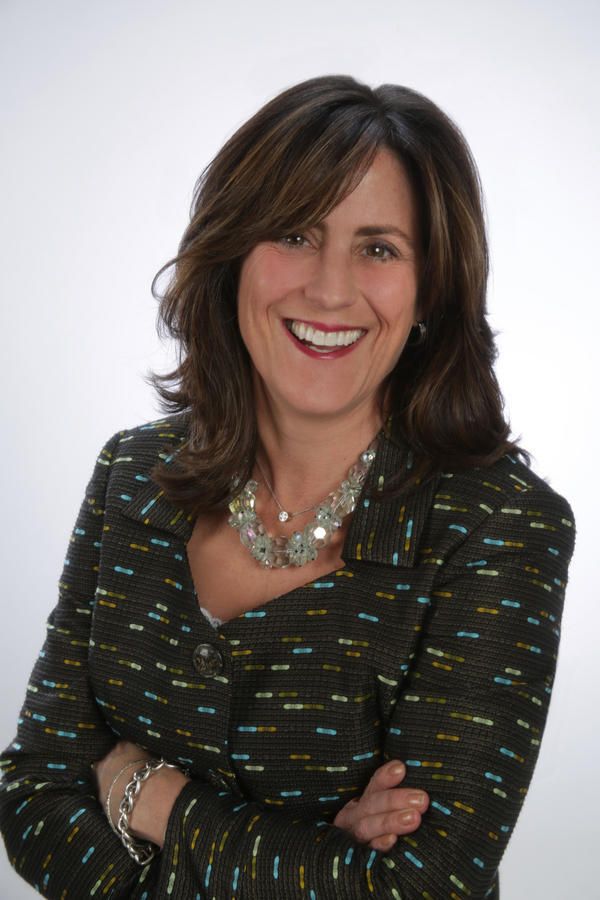 Denise O'Connell, Real Estate Agent Bellevue, WA Coldwell Banker Bain