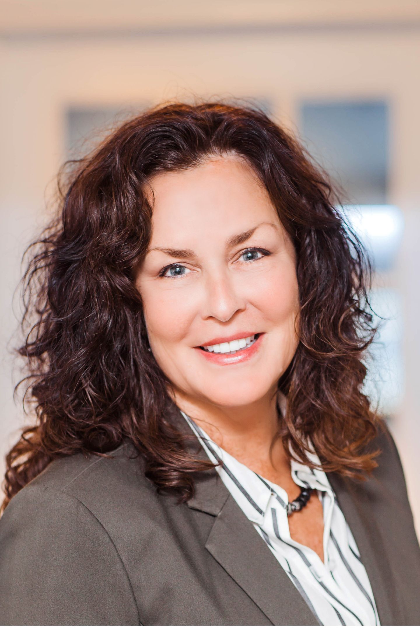 Kathleen Calvert, Real Estate Agent Carlisle, PA Coldwell Banker Residential Brokerage