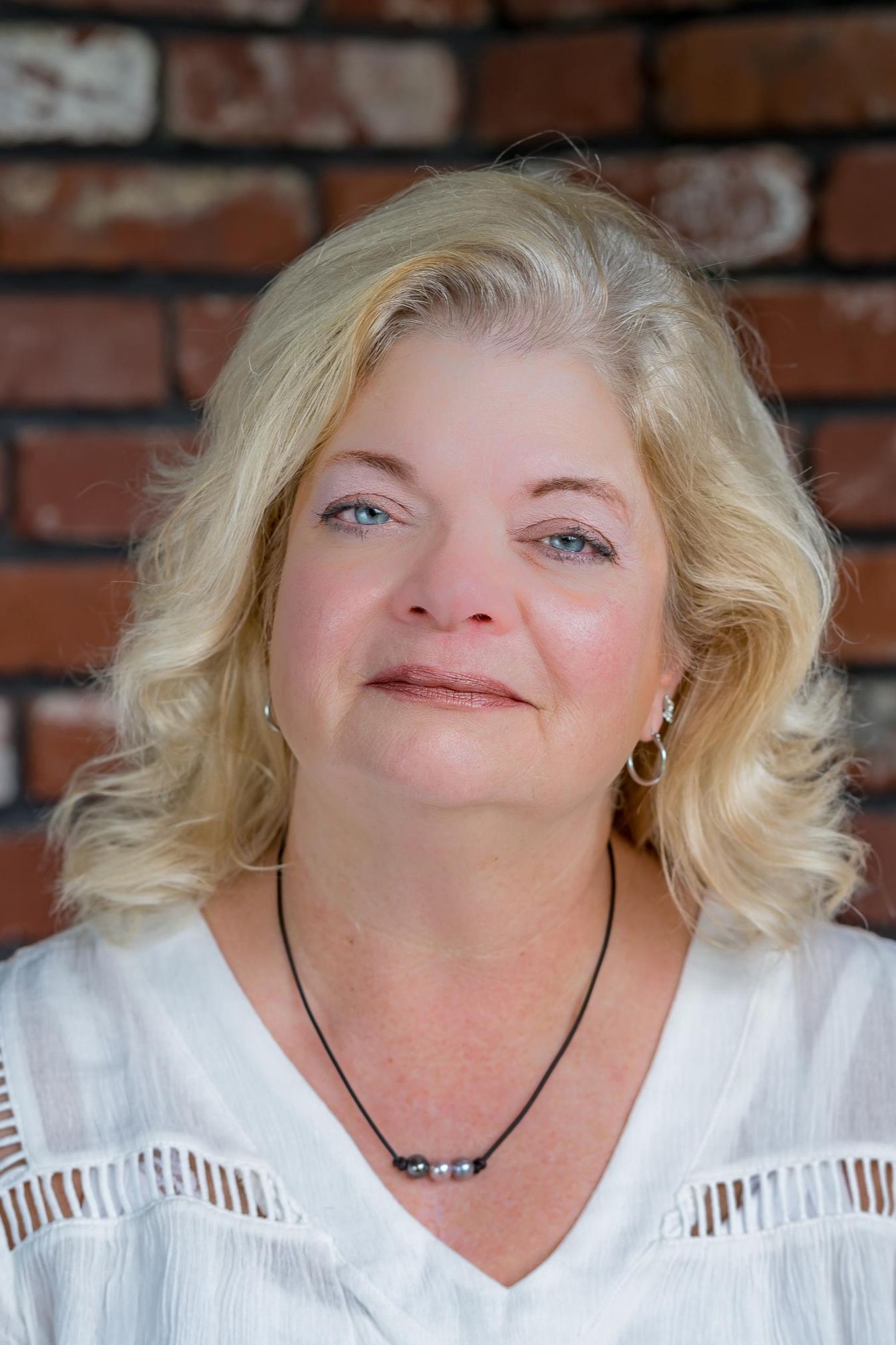 Lori Jones, Real Estate Agent North Huntingdon, PA Coldwell Banker