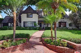 322 N June St, Los Angeles, CA 90004 - Photo 1