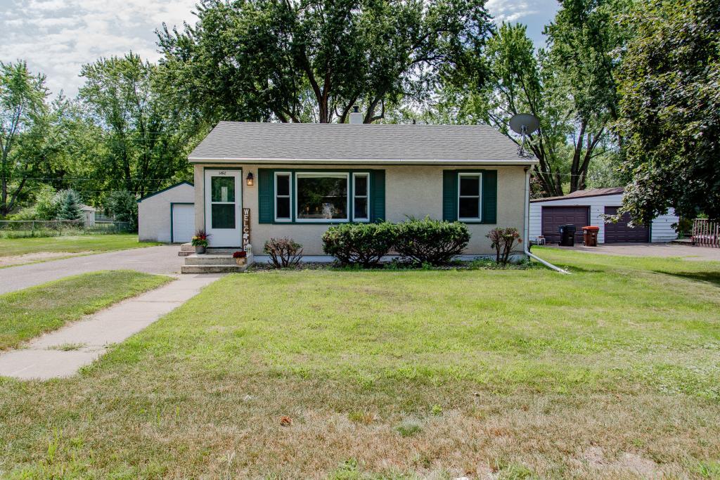 1452 County Rd B E Maplewood Mn 55109 Mls 5275828 Coldwell Banker