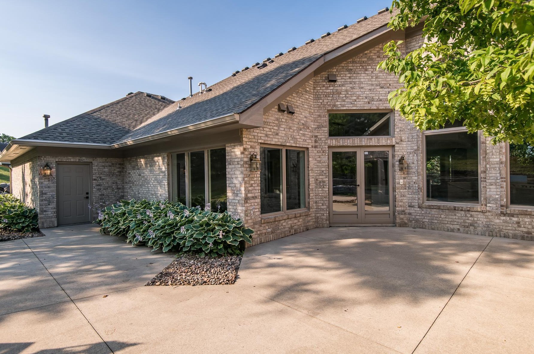 2825 Fox Chase Ln, Rochester MN  55902-8748 exterior