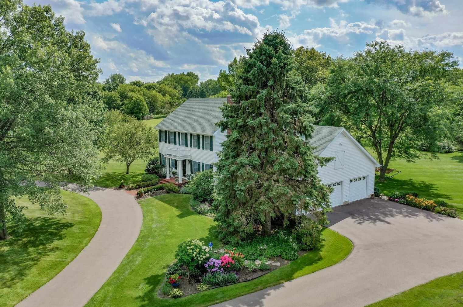 5 Pine Valley Dr, Dellwood, MN 55110 - MLS 5733256 ...