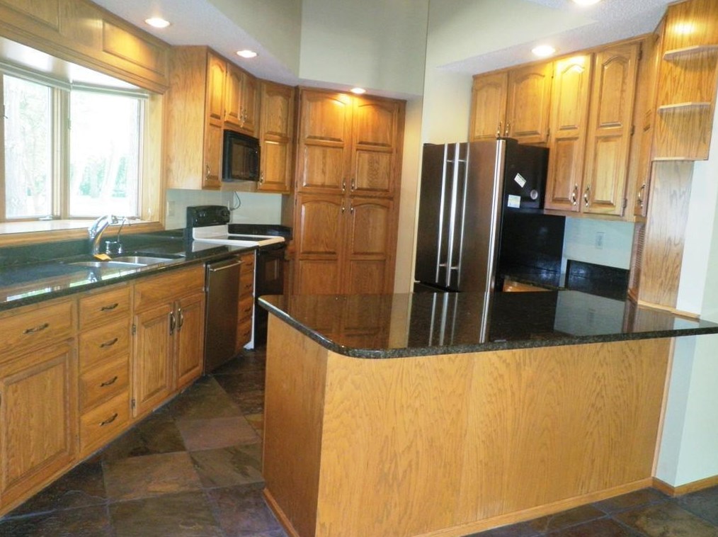 1701 Baywood Ln, Orono MN  55364-1105 exterior