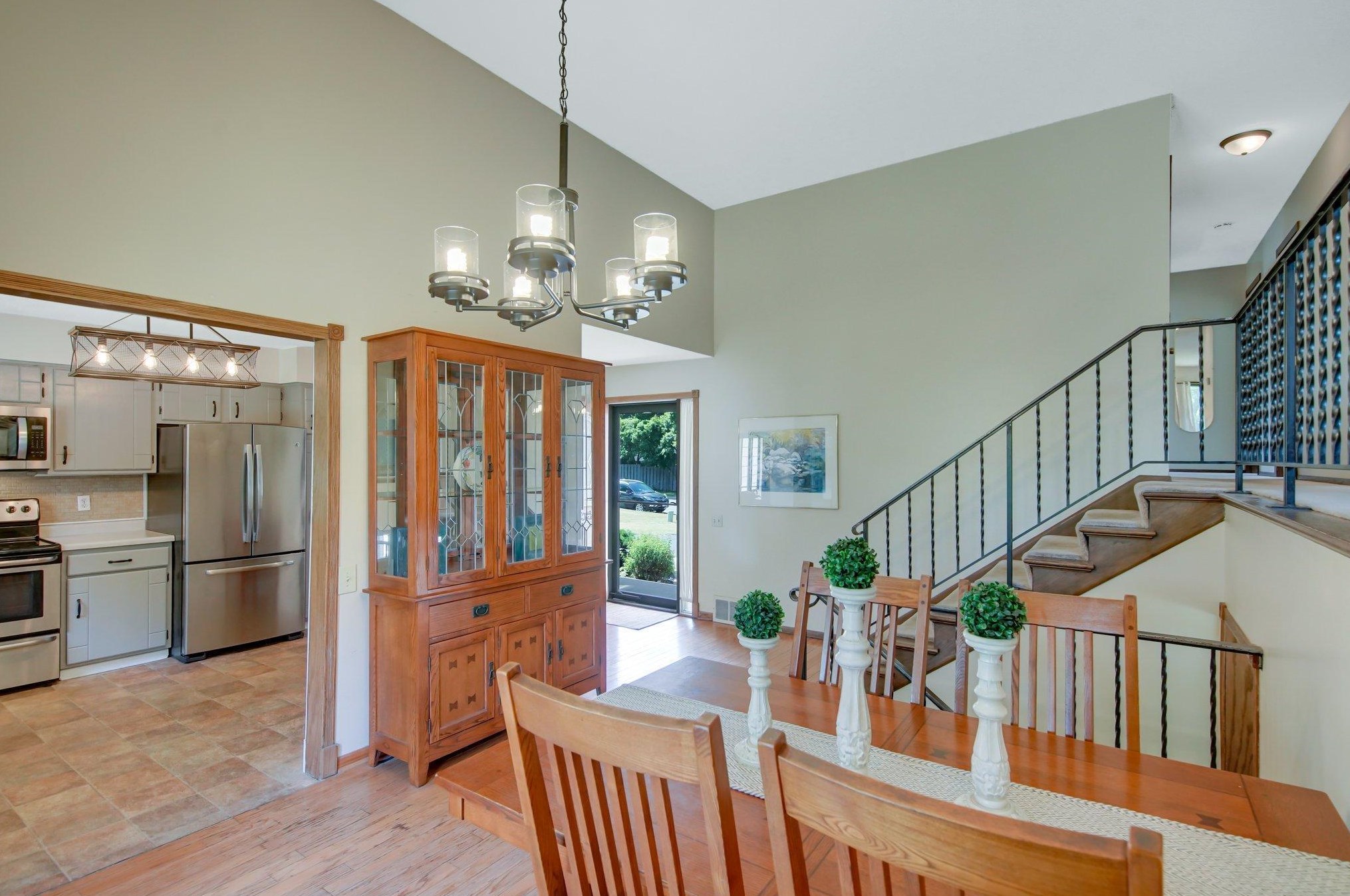 2395 Standridge Ave, Saint Paul MN  55109-1545 exterior