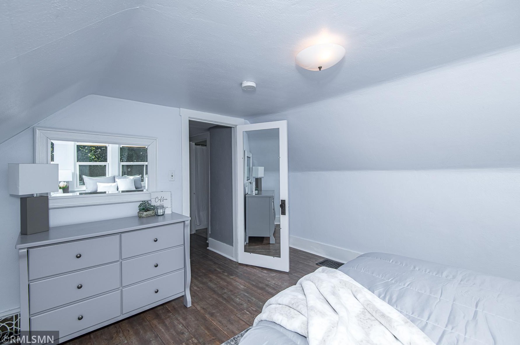 407 10 Ave, Rochester MN 55906-2911 exterior