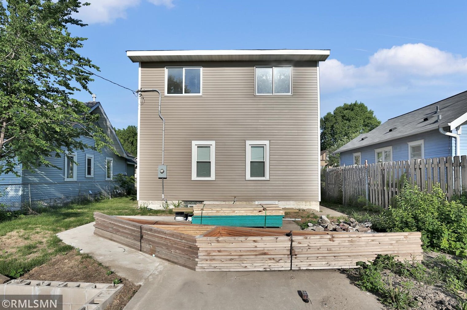 1642 Upton Ave, Minneapolis MN  55411-2831 exterior