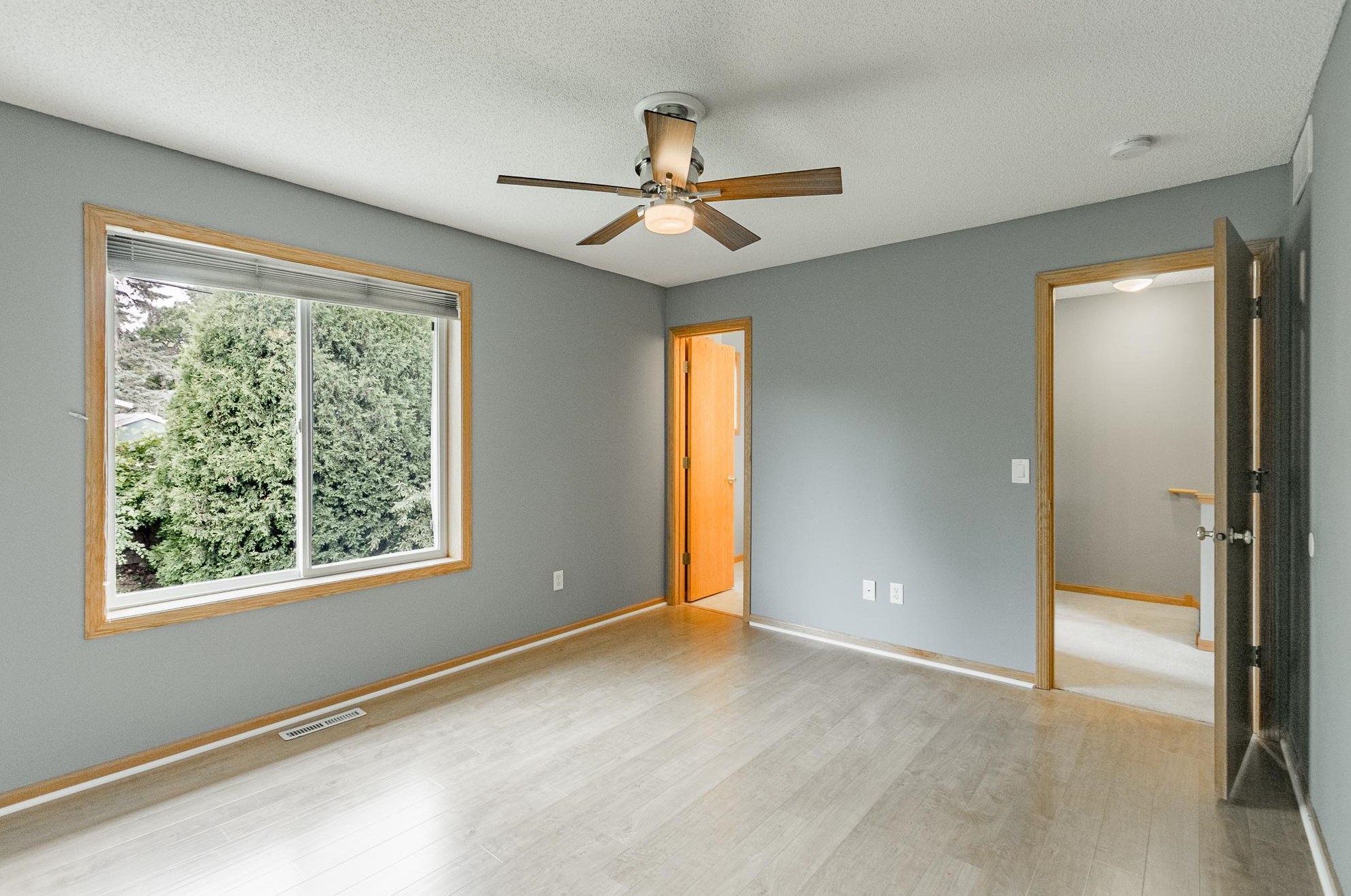 12861 Pennock Ave, Saint Paul MN  55124-3327 exterior