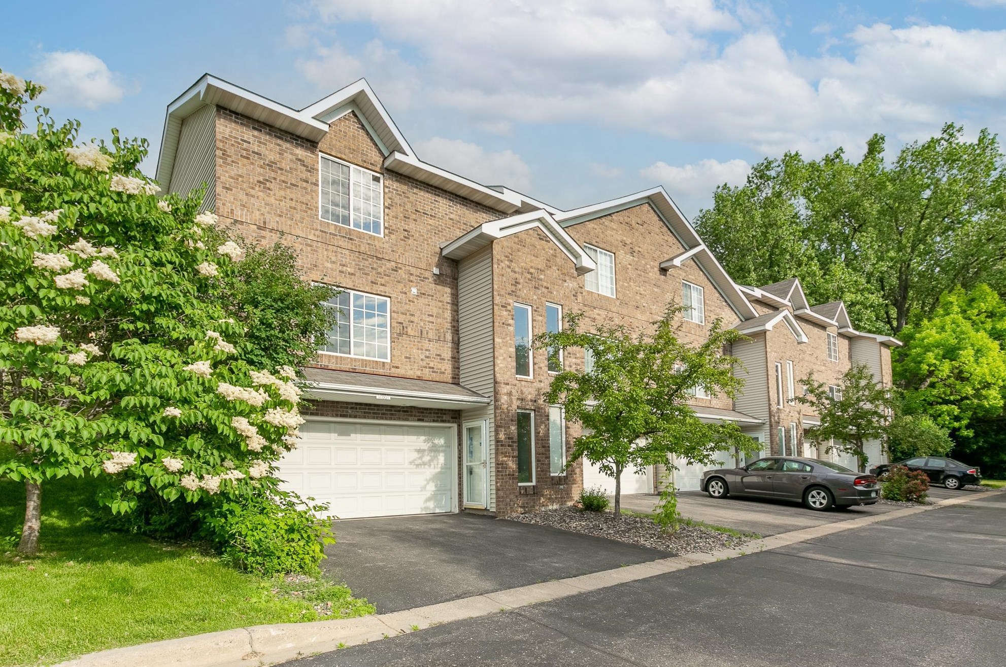 12861 Pennock Ave, Saint Paul MN  55124-3327 exterior