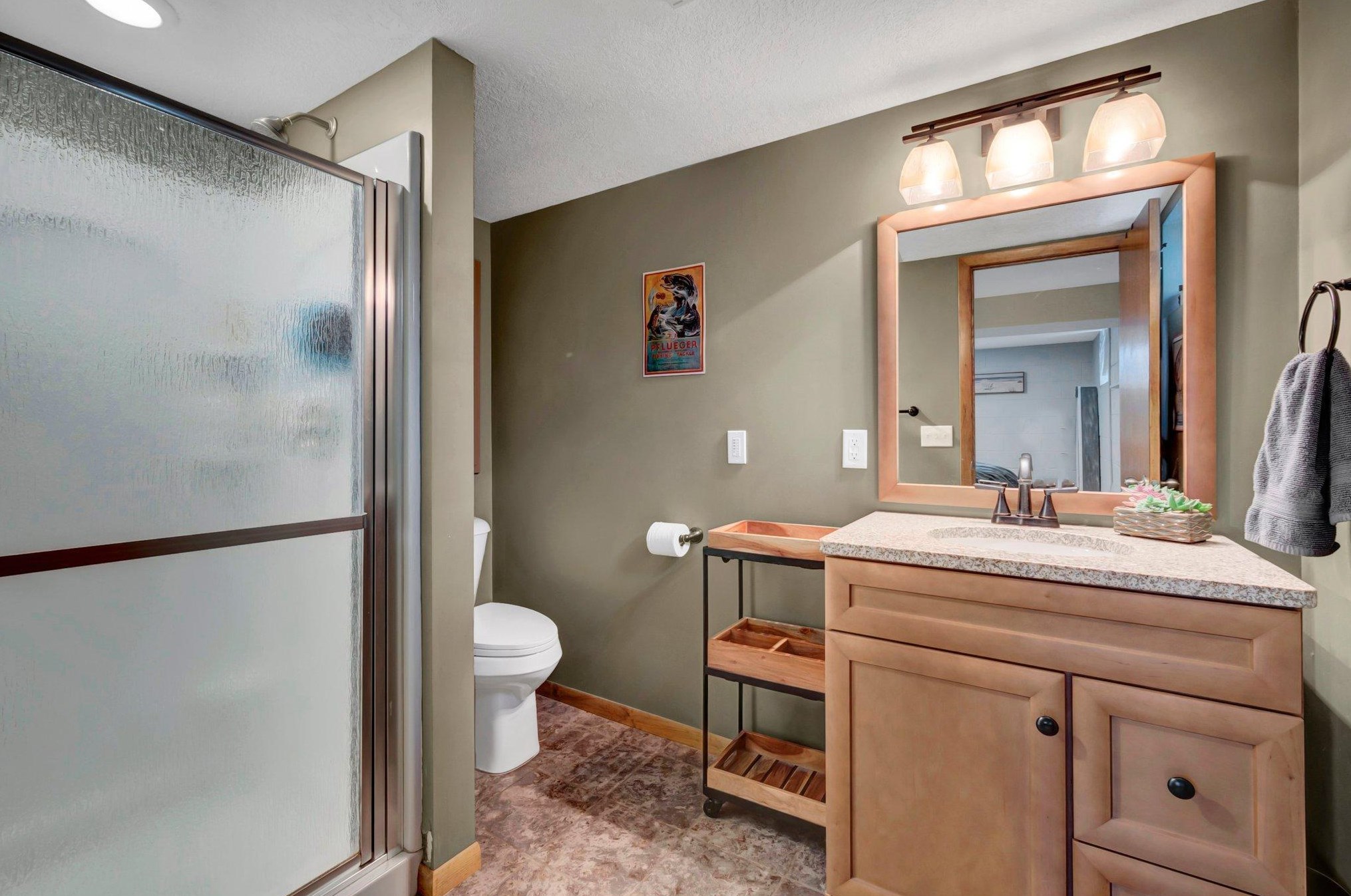1527 Western Ave, Saint Paul MN  55117-3536 exterior