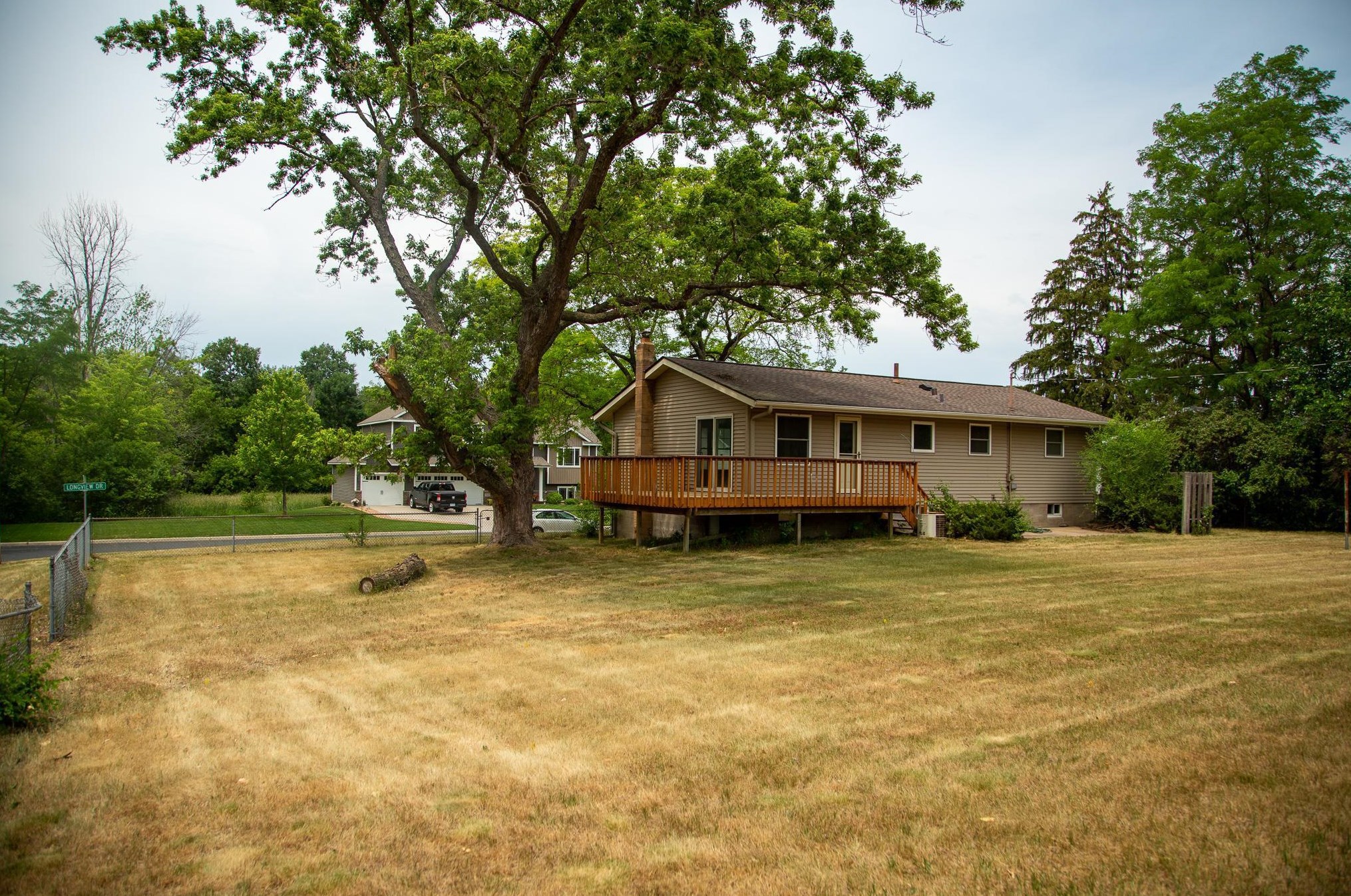 5162 Longview Dr, Saint Paul MN  55112-4811 exterior