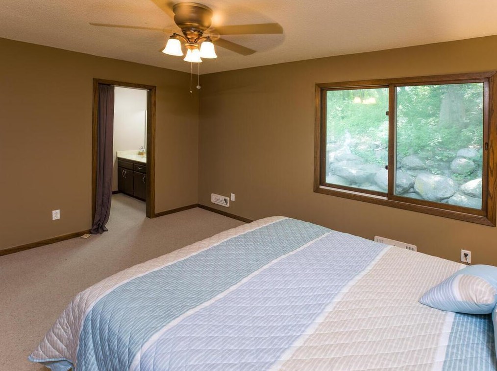 14775 Glendale St, Hopkins MN  55345-6618 exterior