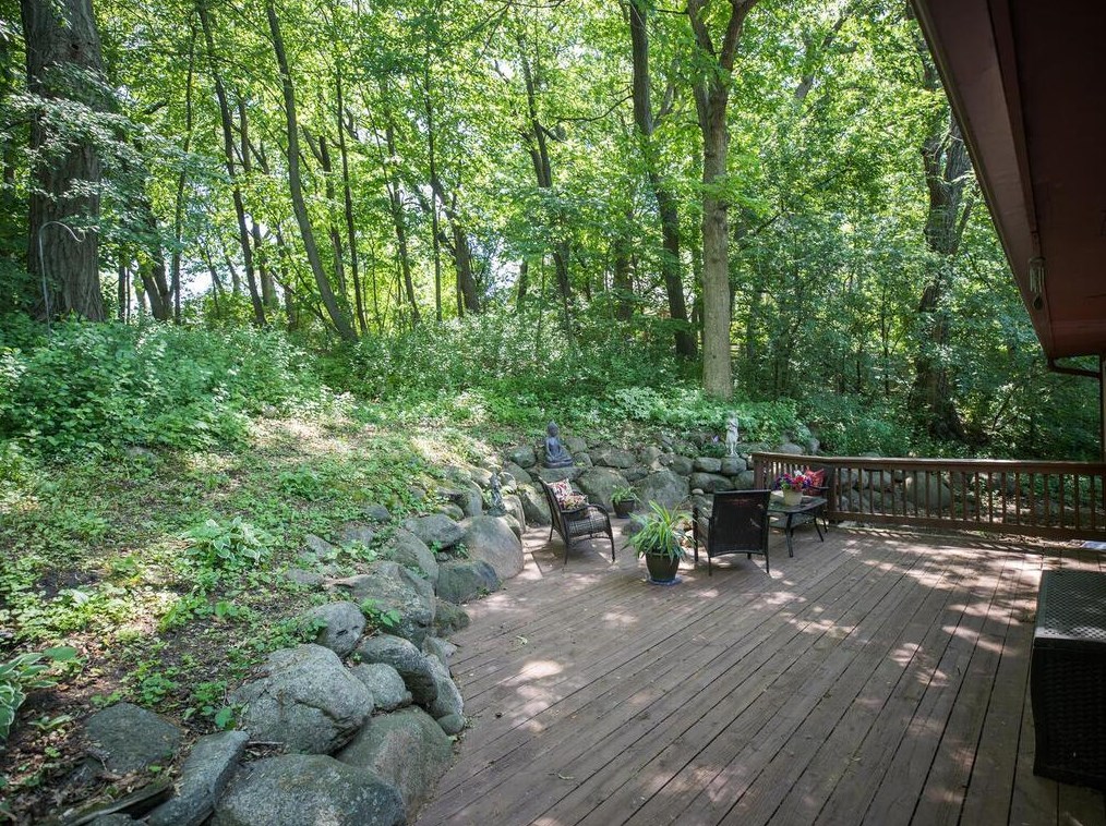 14775 Glendale St, Hopkins MN  55345-6618 exterior