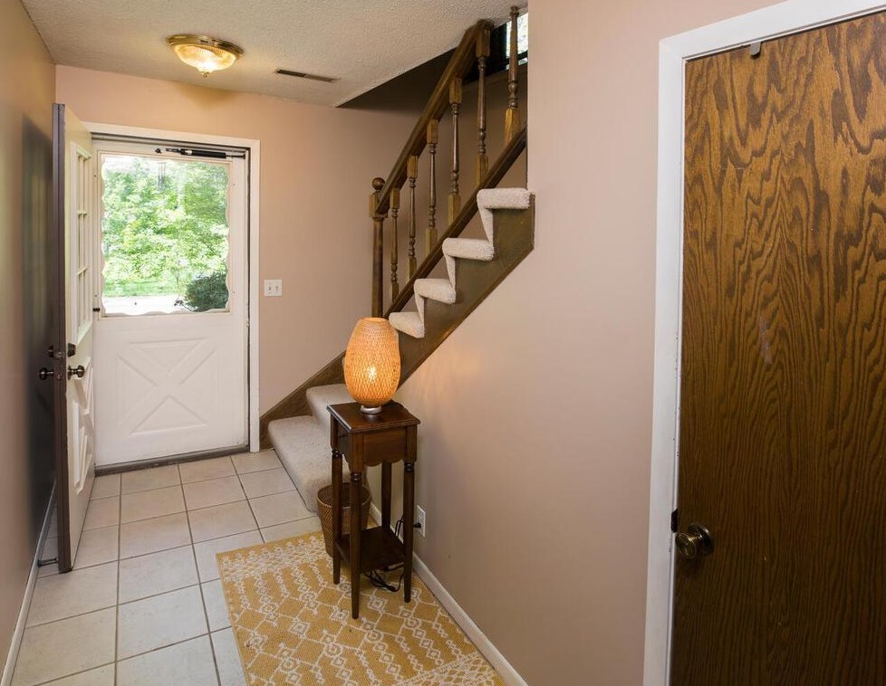 14775 Glendale St, Hopkins MN  55345-6618 exterior