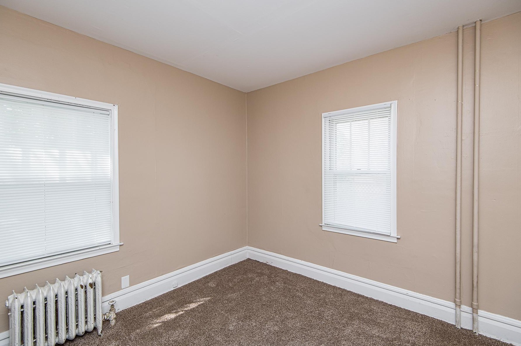 527 6th Ave, Rochester MN 55904-3259 exterior