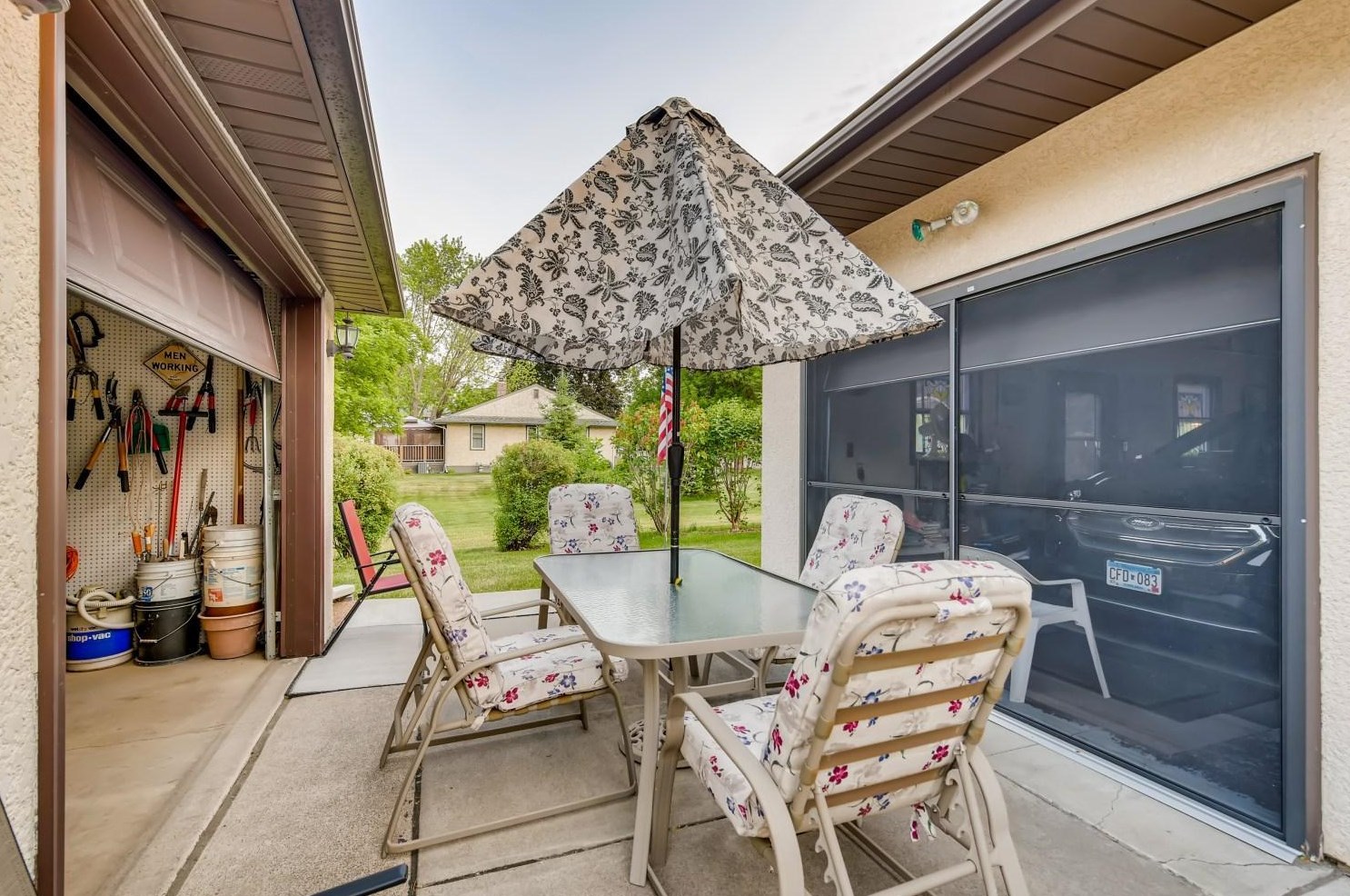 1986 Margaret St, Saint Paul MN  55109-4119 exterior
