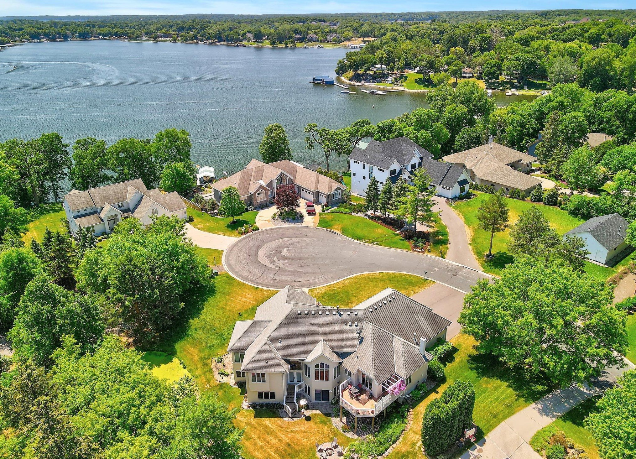 1040 Bayside Ln, Orono MN  55364-8963 exterior