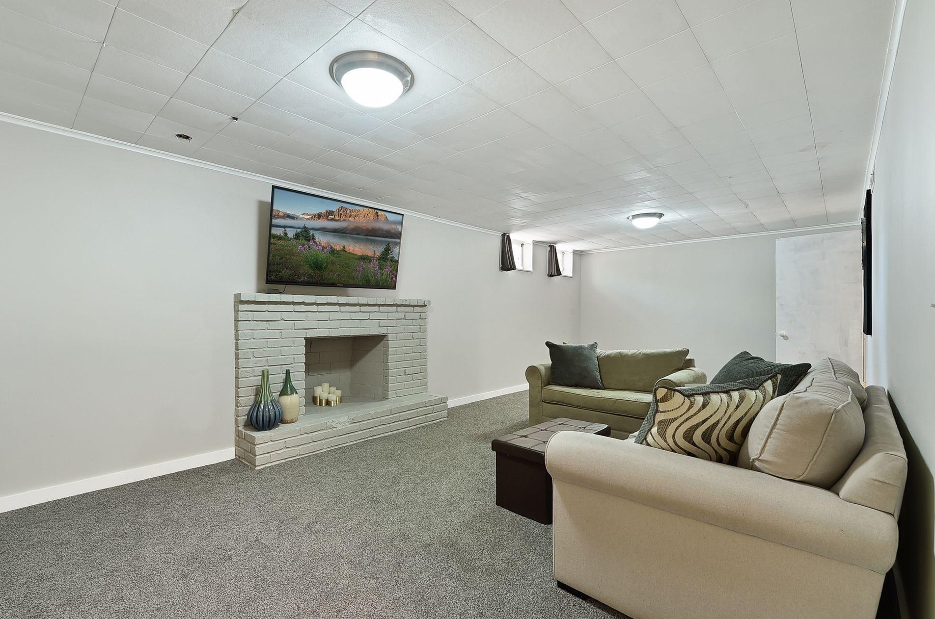 420 Harrison Ave, Hopkins MN  55343-8418 exterior