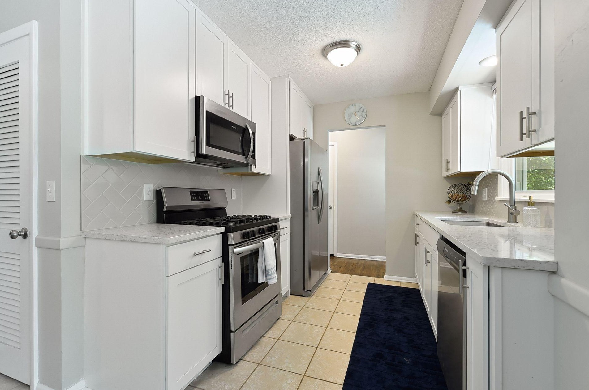 420 Harrison Ave, Hopkins MN  55343-8418 exterior