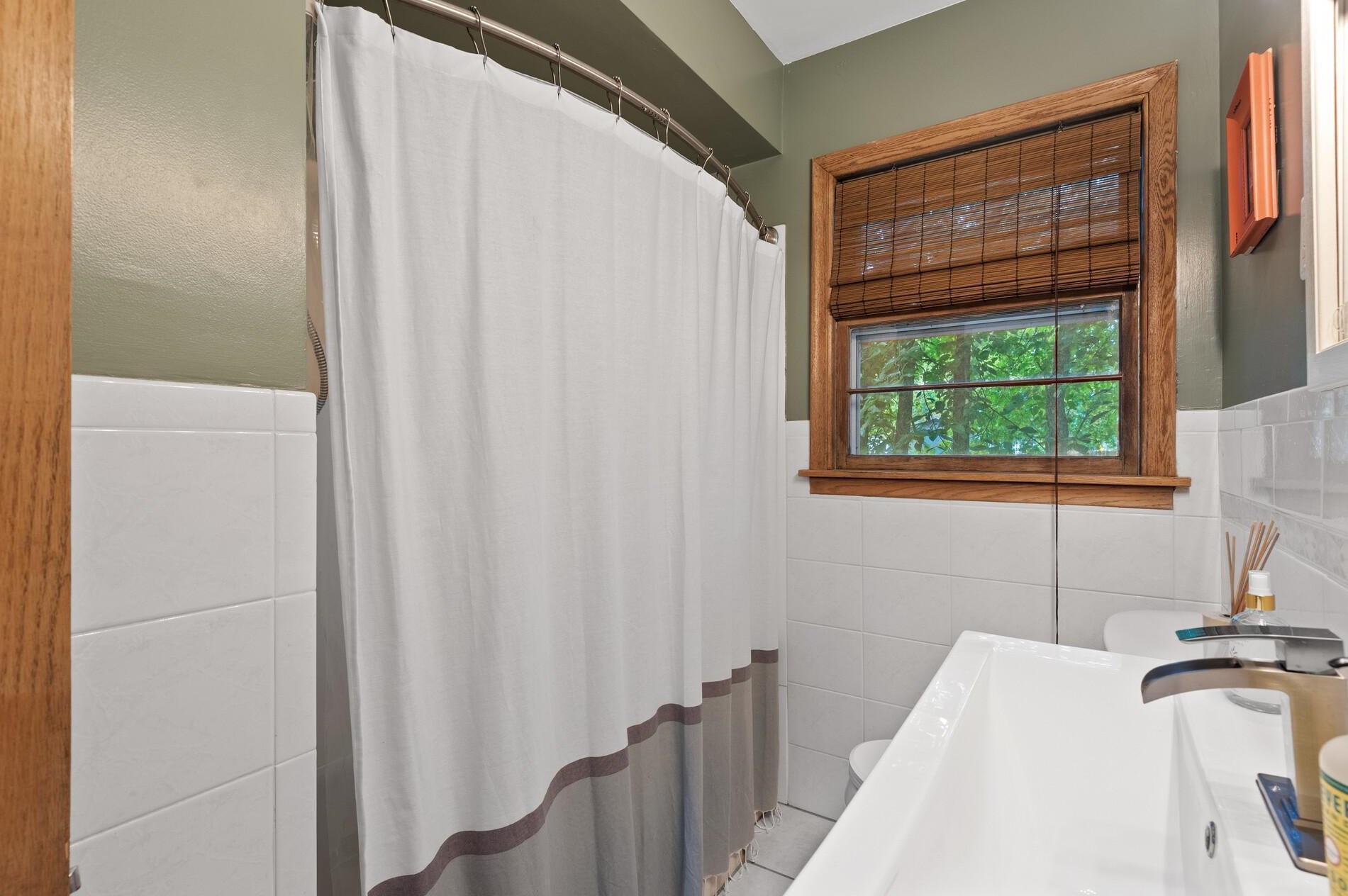 2523 Stillwater Rd, Saint Paul MN  55119-3616 exterior