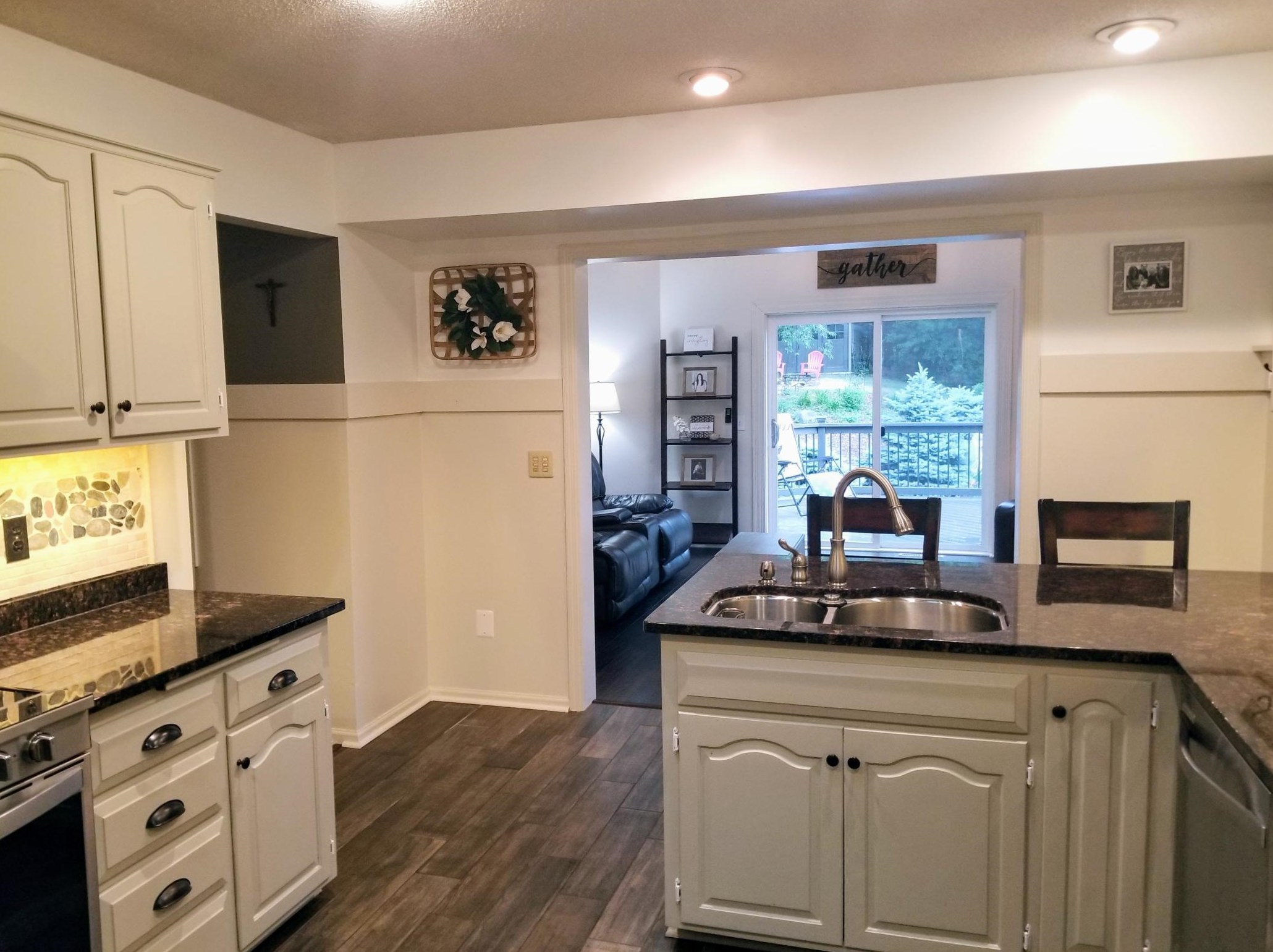 1615 Mallard Dr, Saint Paul MN  55122-2542 exterior