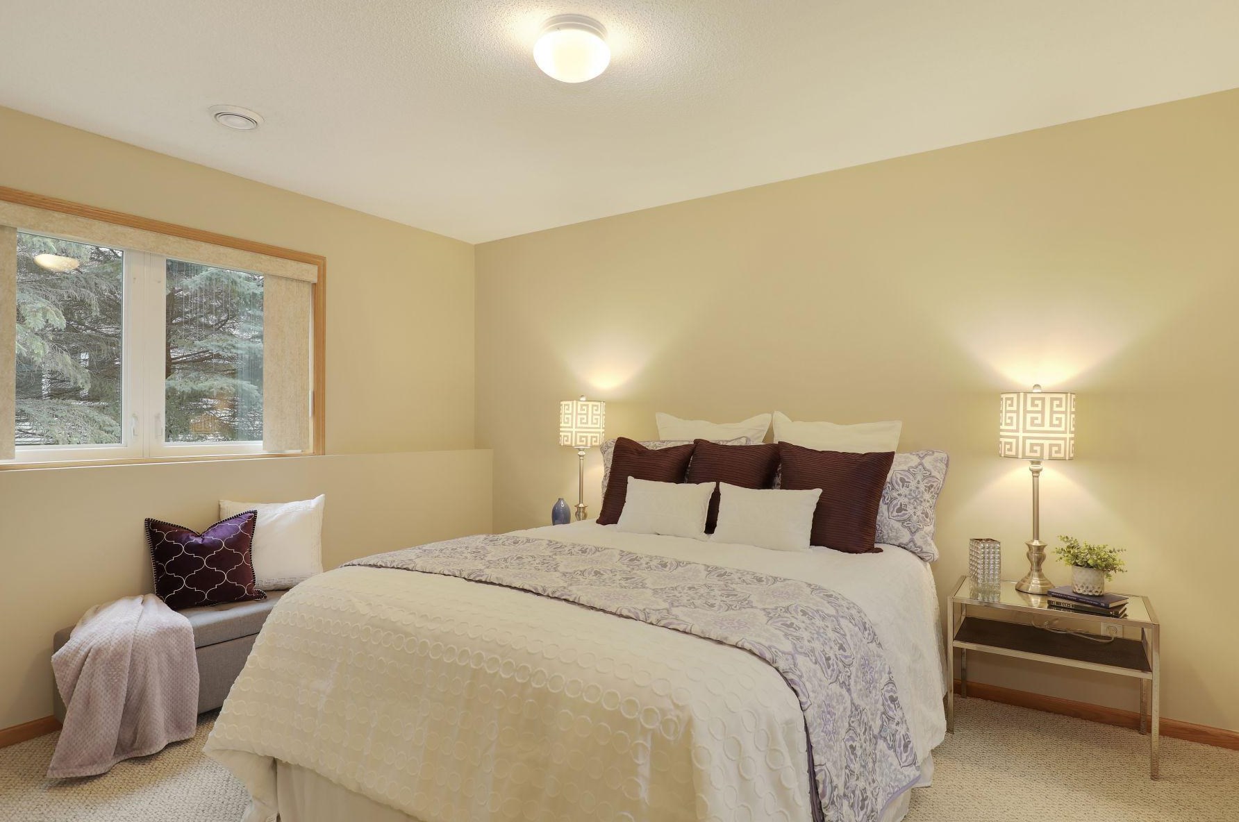 13907 Farmington Way, Saint Paul MN  55124-3314 exterior