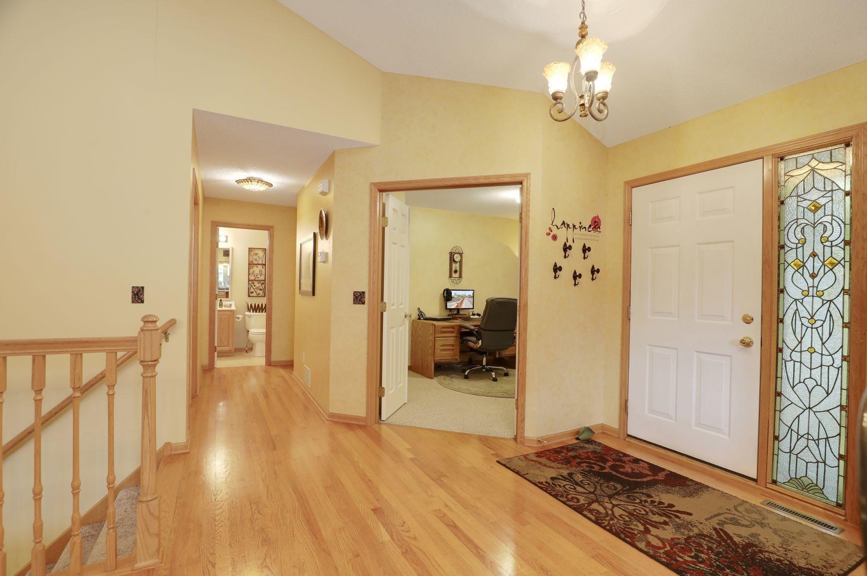 13907 Farmington Way, Saint Paul MN  55124-3314 exterior